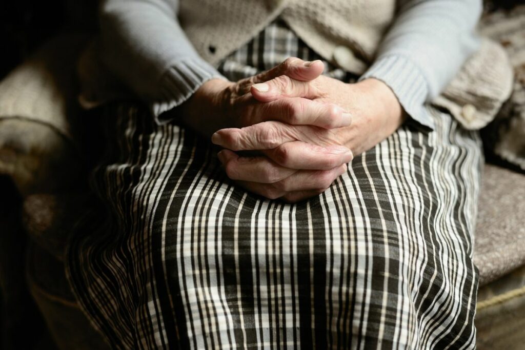 L’isolement des personnes âgées, le défi permanent